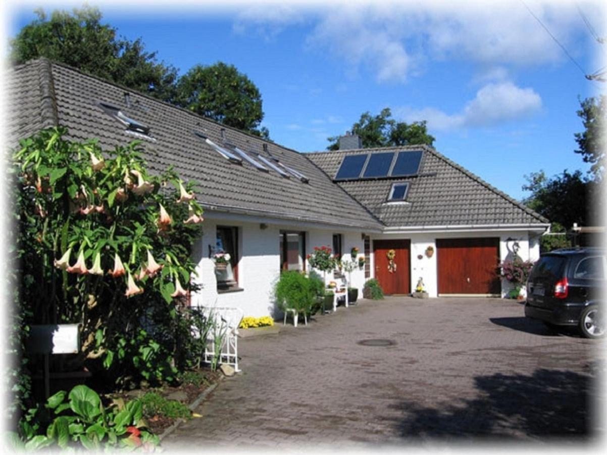Ferienwohnung 2 - Leopold Cuxhaven Esterno foto